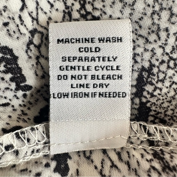 Emma & Michele Plus Size Relaxed Fit Snake Skin Dress with Handkerchief Hem - Picture 6 of 7